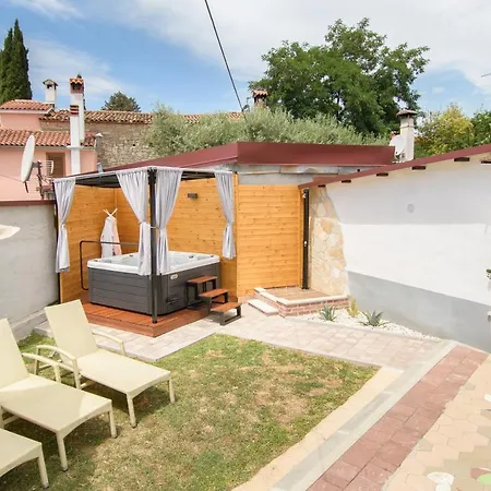 Giovanni Vabriga With Private Jacuzzi * Tar-Vabriga