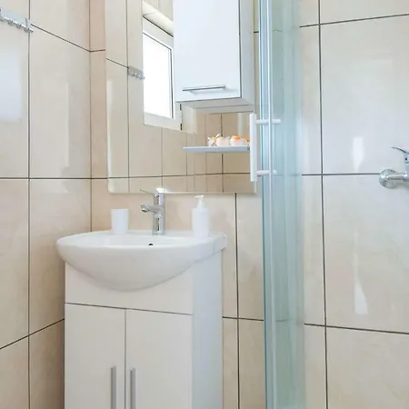 Giovanni Vabriga With Private Jacuzzi Nyaraló Tar-Vabriga