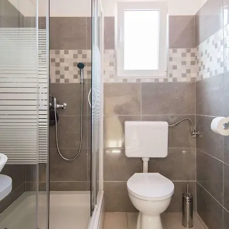 Giovanni Vabriga With Private Jacuzzi