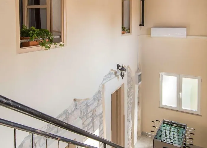 Giovanni Vabriga With Private Jacuzzi