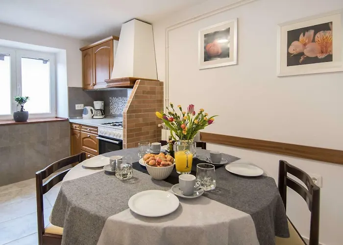 Giovanni Vabriga With Private Jacuzzi Tar-Vabriga